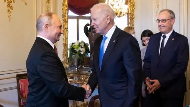 बाइडन पुतिन