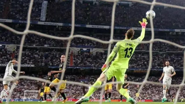 دوري أبطال أوروبا: ثلاثية لرونالد في اتليتكو تقرب ريال مدريد من النهائي