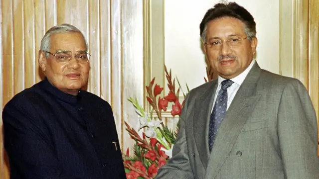 బీజేపీ, వాజ్‌పేయి, ముషర్రాఫ్