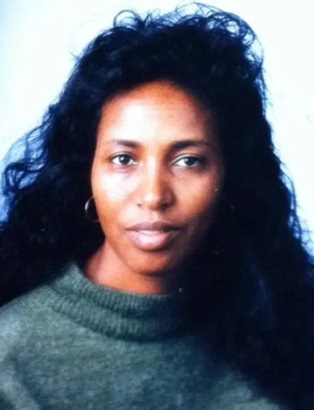 ኣልጋነሽ ገብረ