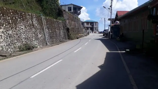 လူနေအိမ်တွေအပြင်ဘက်ကို မထွက်ရဲတဲ့အခြေအနေတွေဖြစ်နေ