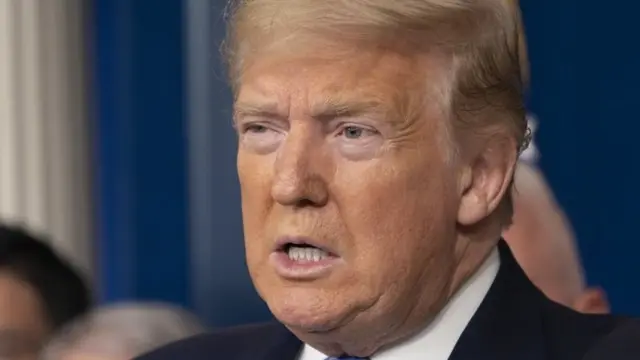 डोनाल्ड ट्रंप