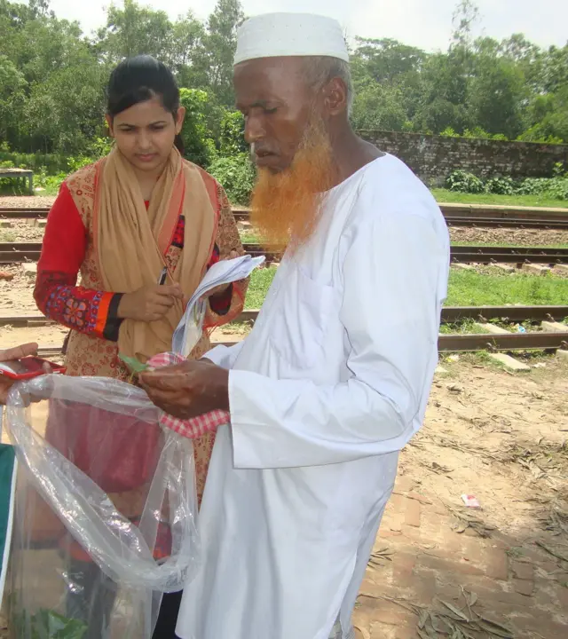 Anastasiya Vertinskayaning yalangoch fotosurati