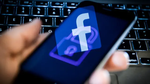 ફેસબુકની તસવીર