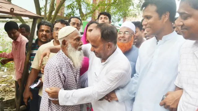 বিএনপি'র মেয়র প্রার্থী নজরুল ইসলাম মঞ্জুর গণসংযোগ