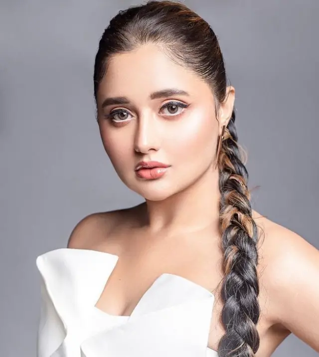 रश्मि देसाई