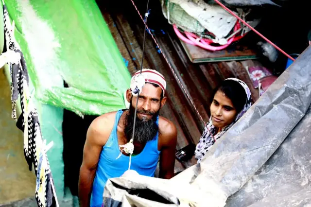 ১০ দিন ধরে কোন কাজ নেই আবদুল কুরেশির।