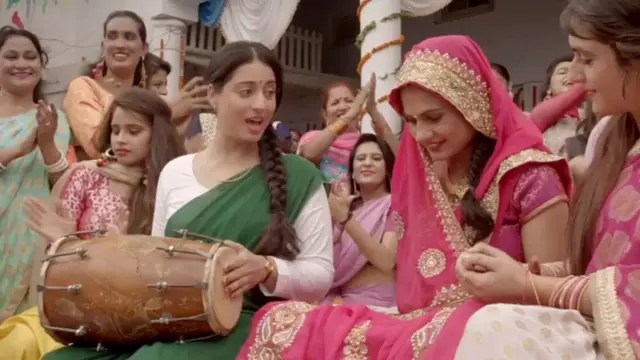 आलोचकों का कहना है कि भारत में गर्भनिरोध पर केंद्रित अधिकतर अभियान महिलाओं पर आधारित होते थे