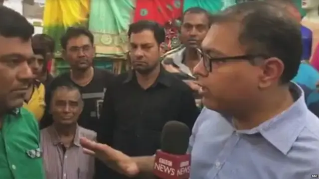 કાપડ બજારની તસવીર