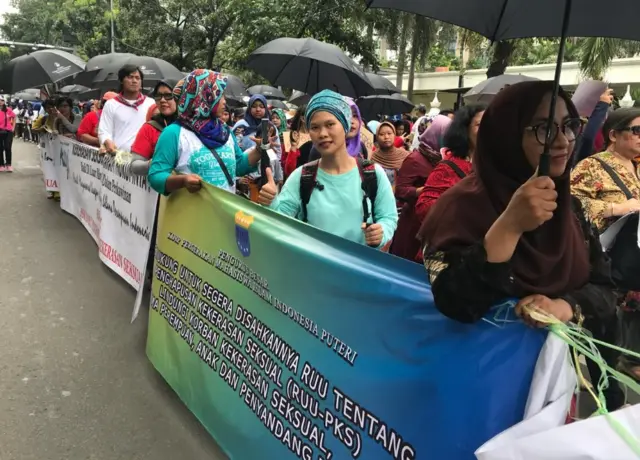 Pawai akbar anti kekerasan terhadap perempuan