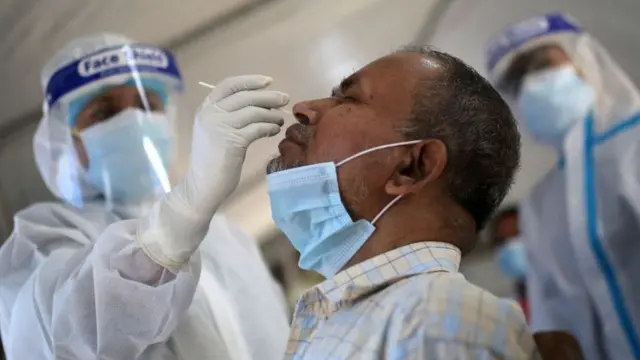 कोरोना टेस्ट