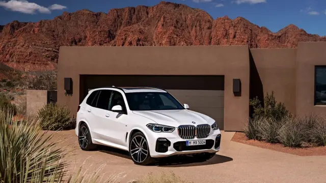 ب‌ام‌و می‌گوید در نزدیک به بیست سال دو میلیون و ۲۰۰ هزار دستگاه مدل X5 تولید کرده است