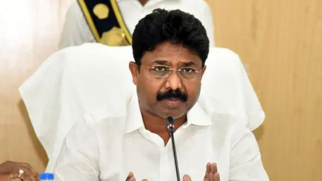 ఏపీ విద్యా శాఖ మంత్రి ఆదిమూలపు సురేష్