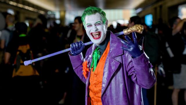 Man dressed as the Joker's classic 1960s incarnation