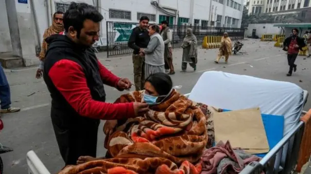 پی آئی سی، کارڈیالوجی، لاہور، وکلا