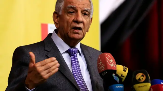 جبار لعیبی، وزیر نفت عراق میگوید این میدانهای جدید به دلیل این که در مناطق جنگی واقع شده بود، به فراموشی سپرده شده بود