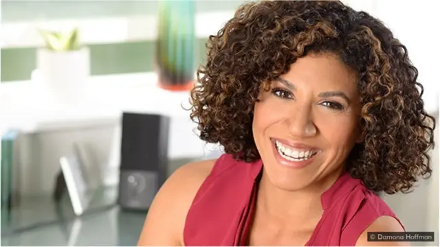 డమోనా హాఫ్‌మన్