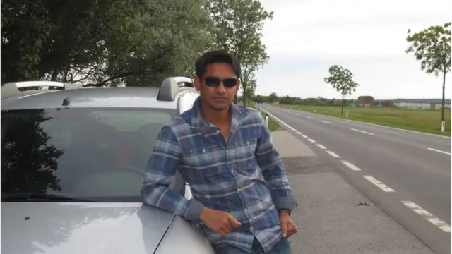 সিনহা মো. রাশেদ খান।