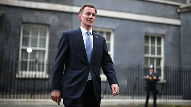 Джереми Хант