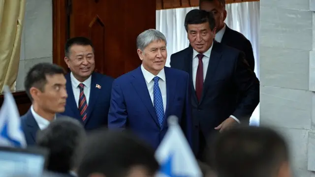 Сооронбай Жээнбековду президенттикке талапкер катары КСДП партиясы жылдырган
