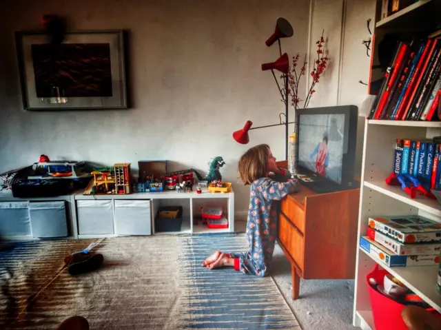 کرونا؛ روایت زندگی کودکان در قرنطینه