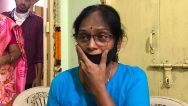 संदिग्ध कोरोना मरीज़ की सड़क किनारे मौत