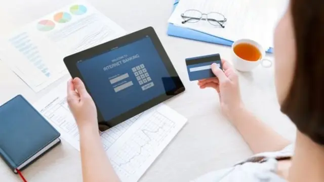 बैंकिंग