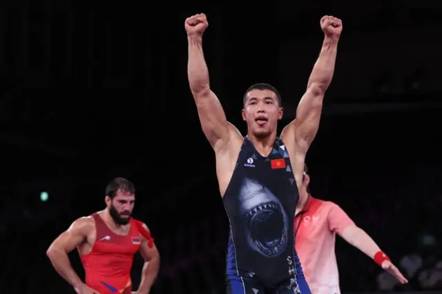 Акжол Махмудов