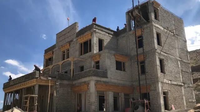 பெளத்த ஆதிக்கம் நிறைந்த பகுதியில் பாஜக எழுந்த கதை