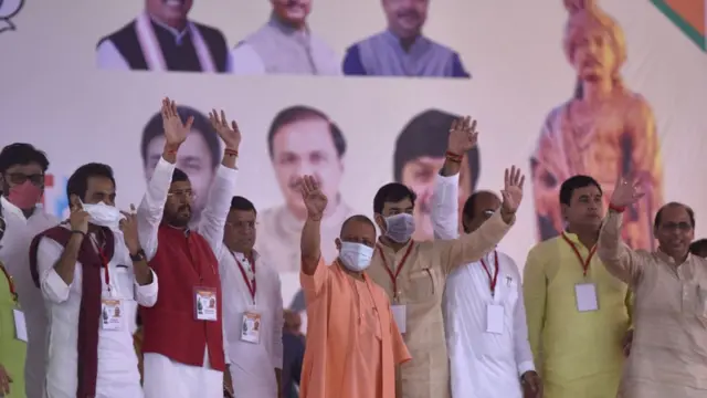 योगी आदित्यनाथ