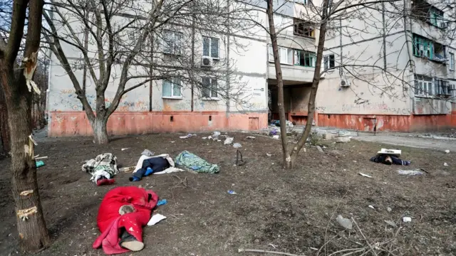 Тела в Мариуполе