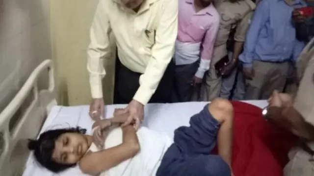 மருத்துவமனையில் சிகிச்சை