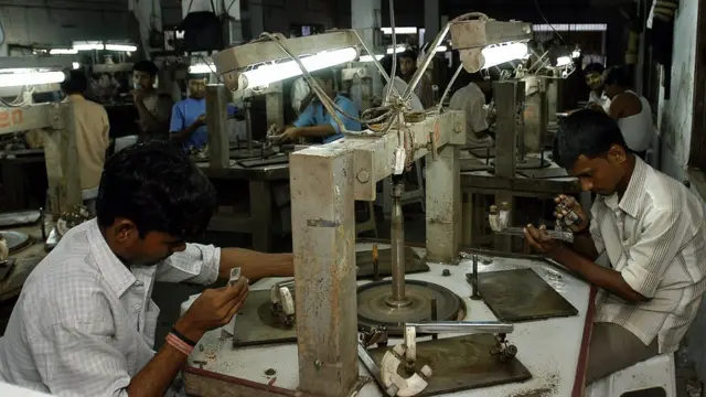 પ્રતીકાત્મક તસવીર