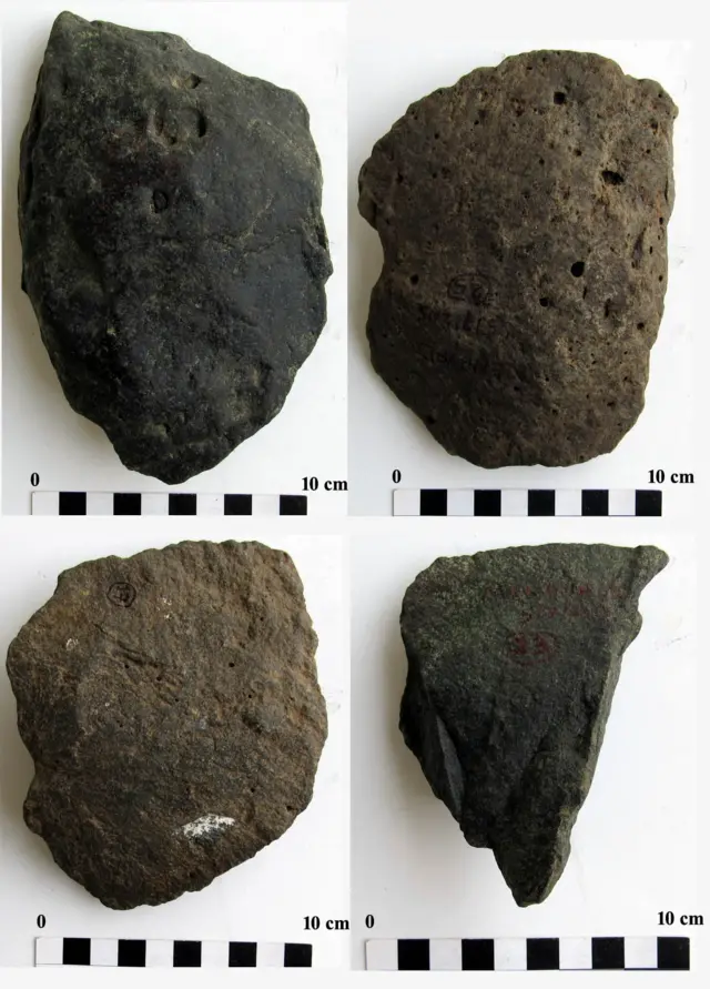 दगडी हत्यारे