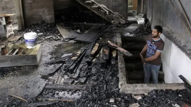 आगज़मी के बाद की तस्वीर