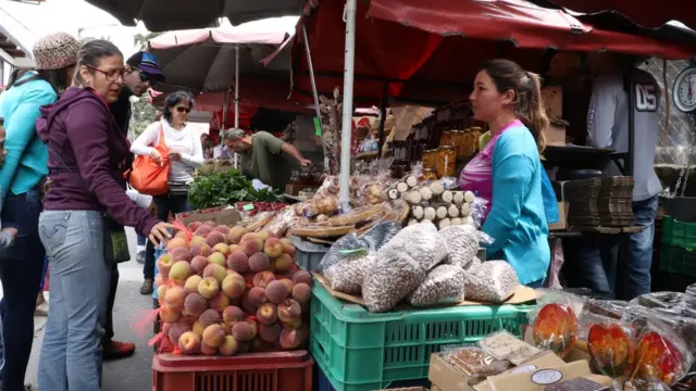 Ринок у Товарі