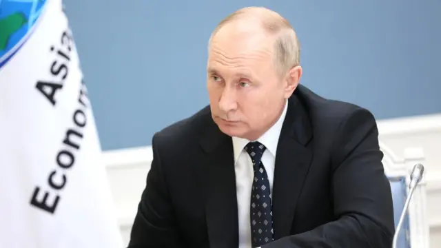 Vladimir Putin:"Rusiya üçtərəfəli razılaşmaların yerinə yetirilməsi üçün addımlar atacaq"
