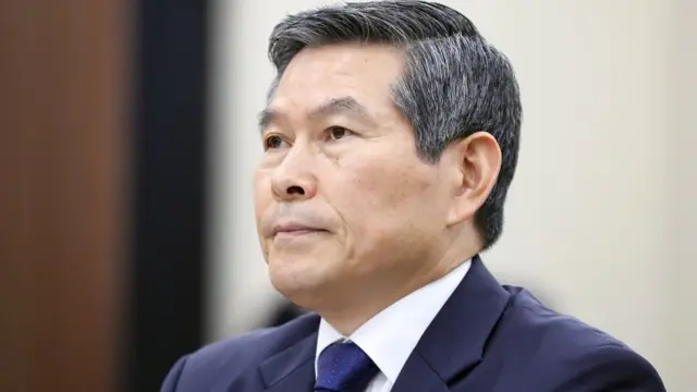 (캡션) 5일 국회 국방위원회에 참석한 정경두 국방부 장관