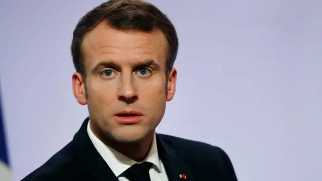 மக்ரோங்