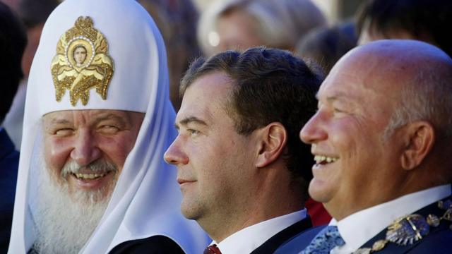 Патриарх Кирилл, президент Медведев, Лужков