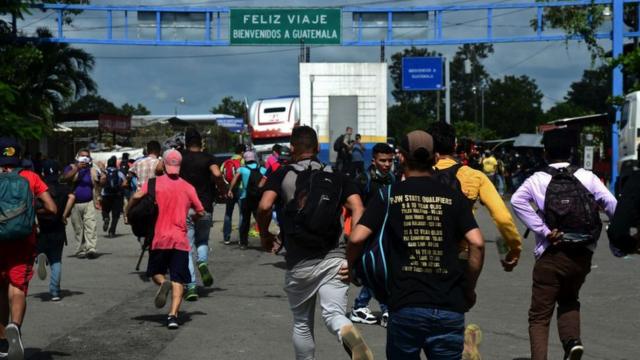 La primera caravana de migrantes en tiempos de coronavirus se