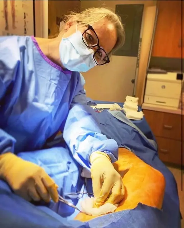 Dr. Jennifer Svahn