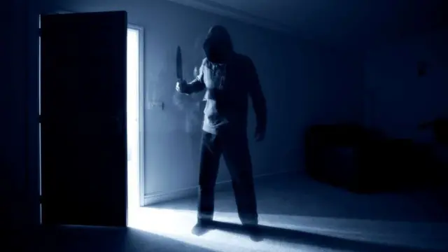 Pembunuhan dukun santet 1998-1999 Banyuwangi, ninja, kiai, orang gila, dukun santet, pembantaian dukun santet 1998 di Banyuwangi