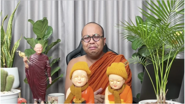 พระมหาไพรวัลย์ร่ำไห้ขณะพูดถึงช่วงเวลาที่กอดแม่เป็นครั้งสุดท้ายในคืนก่อนบวชเมื่อ 18 ปีก่อน