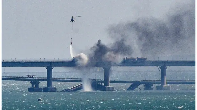 Тушение Керченского моста 8 октября 2022 года