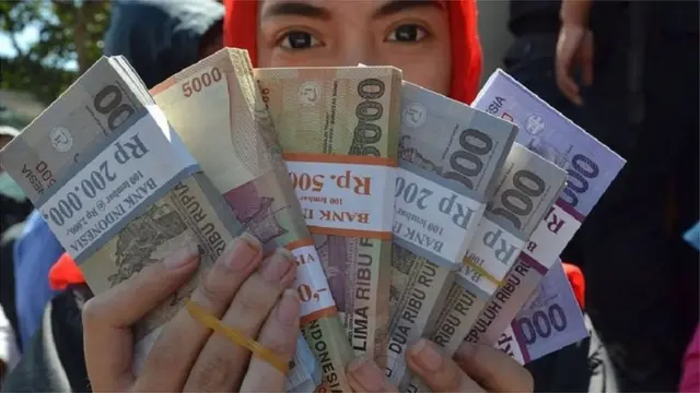 Ilustrasi uang pecahan yang biasanya dibagikan saat Hari Raya Idul Fitri ke sanak saudara.