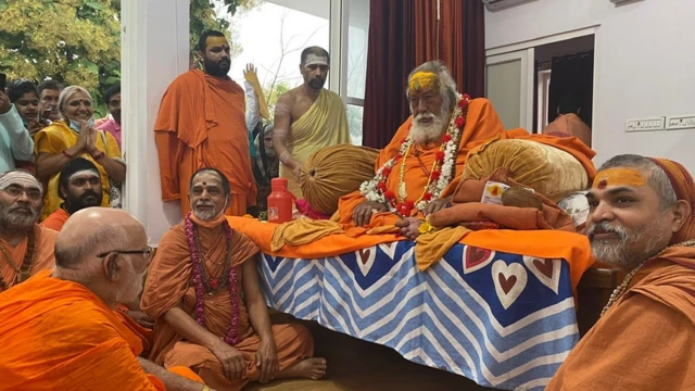 स्वामी स्वरूपानंद