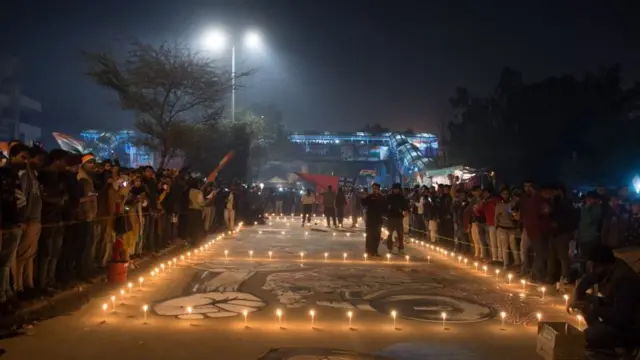 કલાત્મક ઢબે પ્રદર્શન