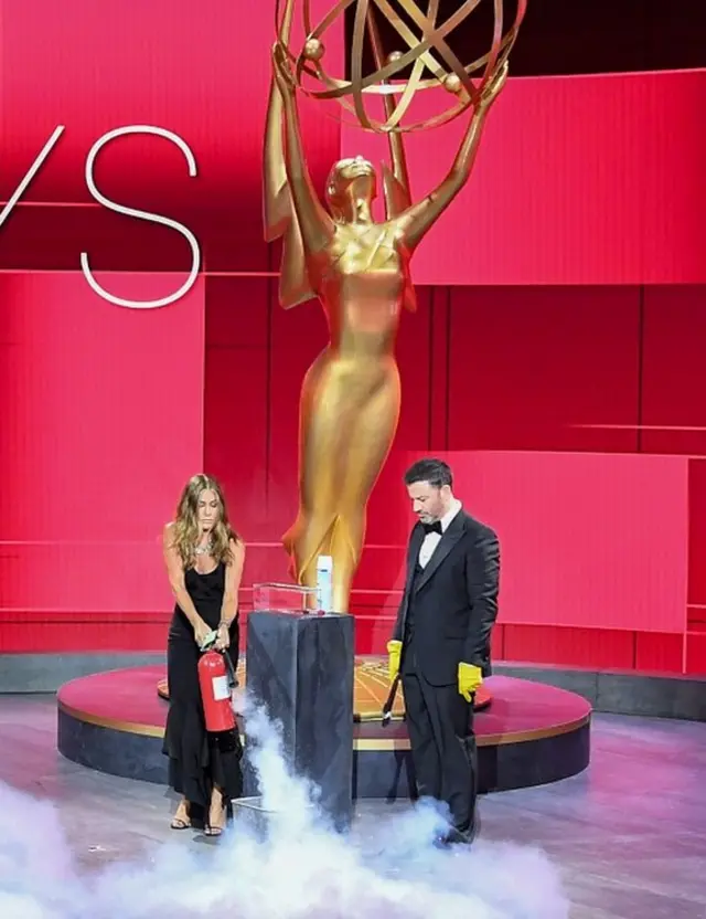 Дженнифер Энистон и Джимми Киммел