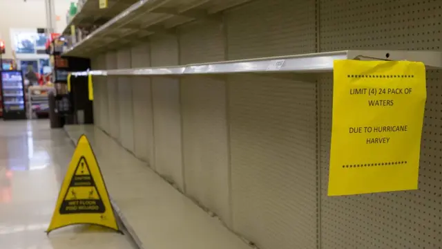 Пустые полки